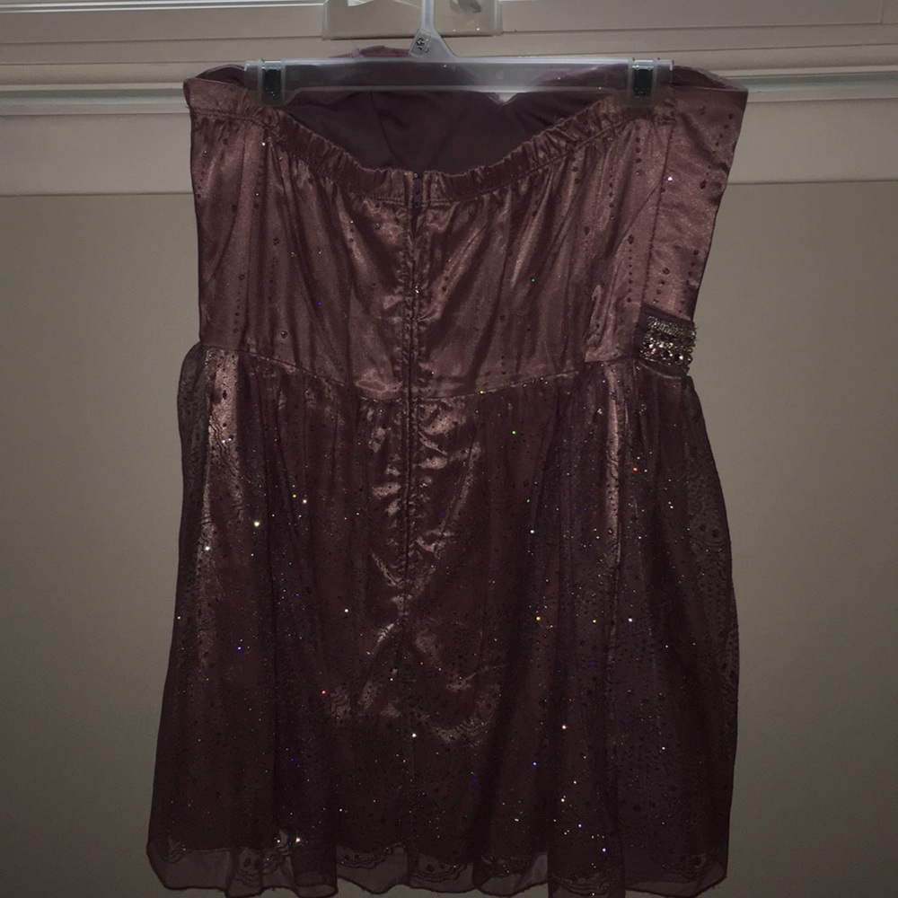 Dress - Picture 2 of 3